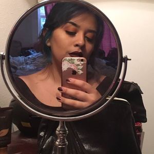 Meet your Posher, Helena